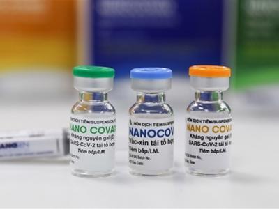 Nguồn vaccine khan hiếm, sao Nanocovax vẫn mãi “chờ”?