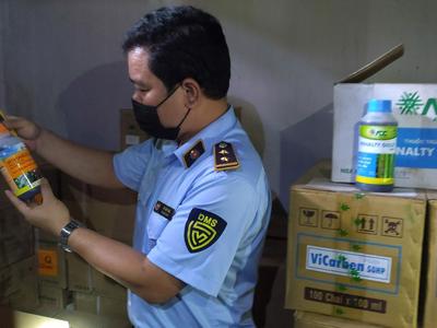 Thu giữ hơn 3.500 lít thuốc bảo vệ thực vật cấm sử dụng