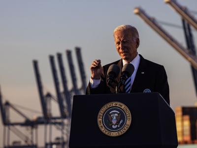 Lạm phát leo thang thách thức chính sách kinh tế của Tổng thống Biden