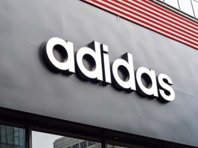 Adidas đang "dốc sức" vào tiền điện tử?