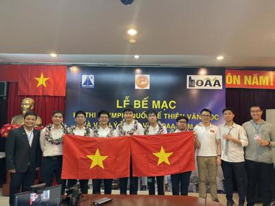 Học sinh Việt Nam giành 2 Huy chương vàng tại Olympic quốc tế về thiên văn và vật lý thiên văn