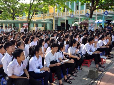 Phương án tốt nhất là sớm đưa học sinh trở lại trường