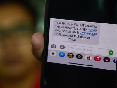 Ngân hàng và nhà mạng thống nhất sẽ thu phí trọn gói dịch vụ SMS Banking