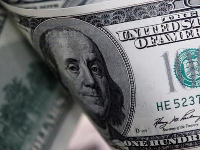 Đồng USD và trái phiếu kho bạc Mỹ, hai “hầm trú ẩn” của giới đầu tư trong xung đột Nga-Ukraine