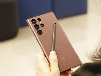 80% khách Việt chọn Galaxy S22 Ultra, nhiều cửa hàng bán lẻ giao sớm