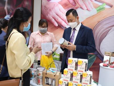 Nông sản Việt “thâm nhập” chuỗi bán lẻ Lotte Mart Hàn Quốc