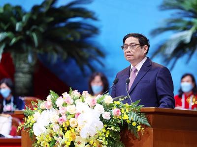 Thủ tướng: Phụ nữ Việt Nam góp phần xây dựng và bảo vệ vững chắc non sông gấm vóc 