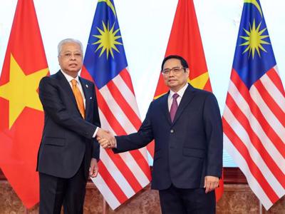 PM meets with visiting Malaysian PM