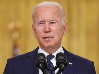 Chiến tranh và lạm phát khiến tỷ lệ ủng hộ ông Biden xuống thấp chưa từng thấy