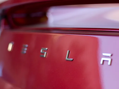 Tesla lập kỷ lục doanh số trong quý 1