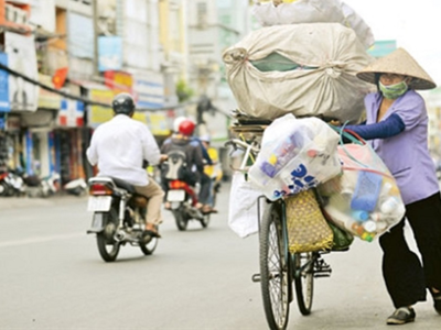 Cần xác định lực lượng “ve chai, đồng nát” là một nghề để có cơ chế hỗ trợ phù hợp