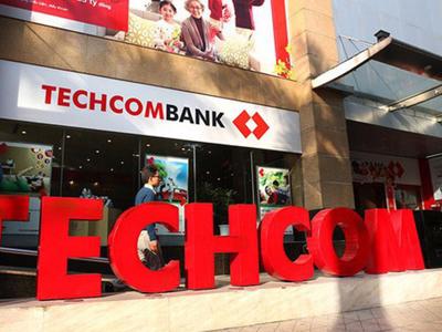 TCB vừa hồi nhẹ, người nhà "sếp" Techcombank đăng ký bán ra hơn 800.000 cổ phiếu