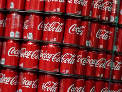 Cổ phiếu Coca-Cola, “vịnh tránh bão” ít ai ngờ tới giữa lúc thị trường chứng khoán lao đao