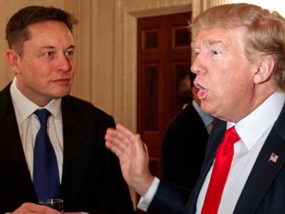 Elon Musk tính thôi "cấm cửa" ông Trump trên Twitter