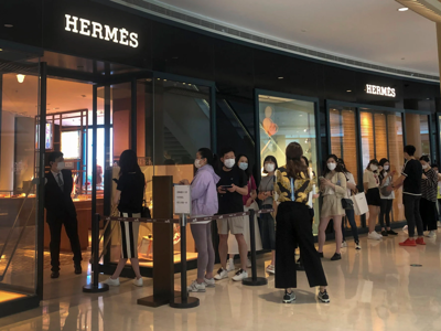 Thương hiệu xa xỉ trông chờ vào làn sóng “mua sắm trả thù” tại Thượng Hải
