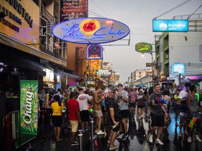 Ngân hàng Thế giới khuyên Thái Lan nâng lãi suất để chống lạm phát