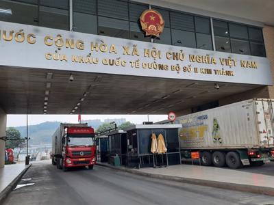 Trung Quốc lại “khóa” toàn bộ cửa khẩu số II Kim Thành, Lào Cai