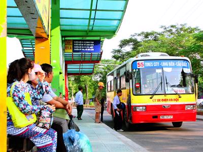 Giải bài toán càng “đốt” ngân sách, hành khách vận tải công cộng càng giảm