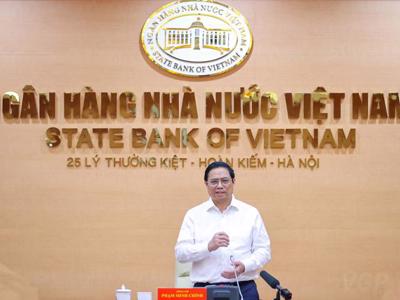 PM outlines six tasks for banking industry