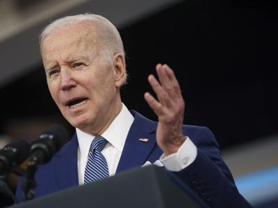 Thượng viện Mỹ phê chuẩn kế hoạch chống lạm phát trị giá hàng trăm tỷ USD của ông Biden