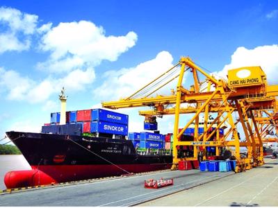 Lo ngày càng “lép vế”, đề xuất dành quyền vận tải 30% sản lượng xuất nhập khẩu cho đội tàu Việt