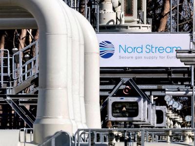 Khí đốt Nga từ đường ống Nord Stream 2 rò rỉ ra biển Baltic, Nord Stream 1 cũng bất ngờ tụt áp suất