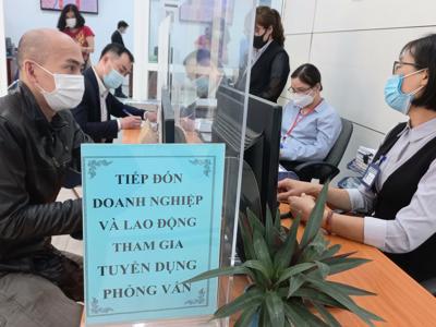 Thị trường lao động phục hồi, nhiều ngành nghề tăng tốc tuyển dụng cuối năm
