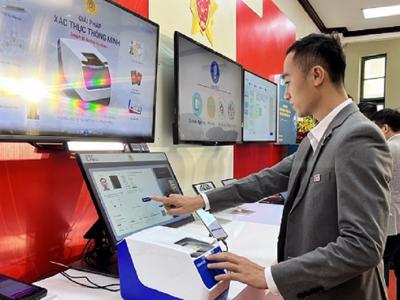 Dùng thẻ căn cước công dân gắn chip để định danh trong hợp đồng điện tử