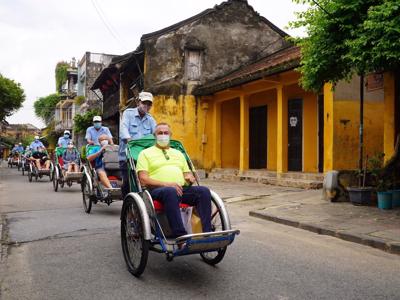 10 tháng đầu năm, lượng du khách quốc tế đến Việt Nam vẫn kém xa thời điểm trước Covid