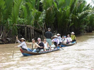 Đẩy mạnh xúc tiến đầu tư về du lịch, thương mại TP.HCM - Vĩnh Long