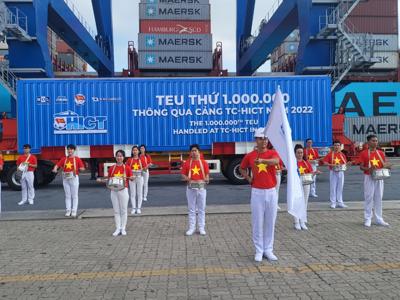 Đã có 1 triệu TEU hàng hóa thông qua Tân cảng Hải Phòng