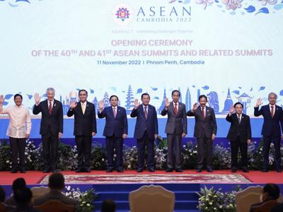 Thủ tướng Phạm Minh Chính tham dự lễ khai mạc chính thức Hội nghị Cấp cao ASEAN