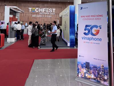 Trải nghiệm công nghệ VinaPhone 5G với các thiết bị tiên tiến nhất tại Techfest Việt Nam 2022