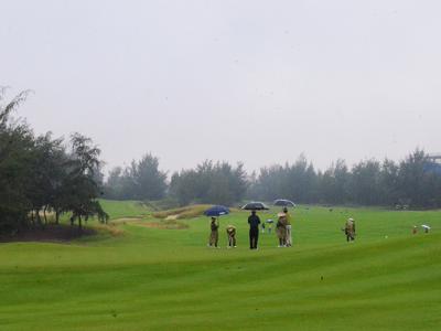 Thanh tra phát hiện vi phạm tại nhiều sân golf