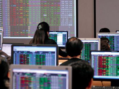 Dòng vốn toàn cầu qua ETF vào Việt Nam lập kỷ lục mới gần 19.000 tỷ đồng