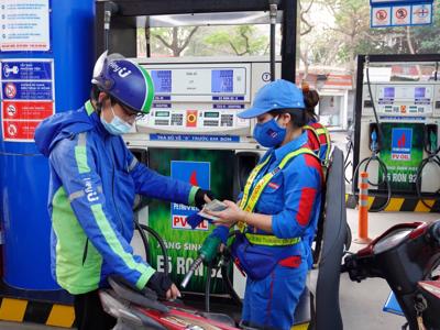 Giá xăng dầu tiếp tục giảm mạnh, về mức thấp nhất kể từ đầu năm 2022
