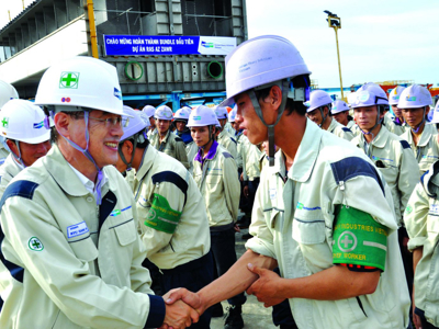 Hà Nội đơn giản thủ tục cấp giấy phép cho lao động nước ngoài