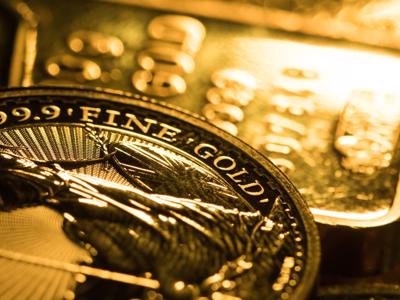 Giá vàng thế giới nhảy vọt lên đỉnh 9 tháng sau cuộc họp Fed
