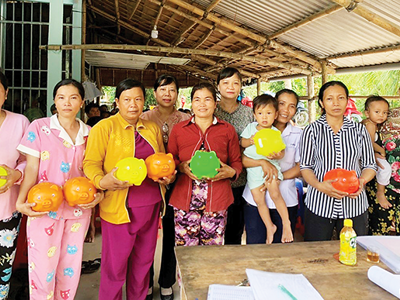 Phụ nữ Trà Vinh  “Nuôi heo đất” tích cóp lương hưu