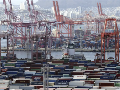 Hàn Quốc thâm hụt thương mại kỷ lục, nền kinh tế cận kề suy thoái