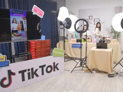 Amazon, TikTok và YouTube đặt cược vào mua sắm livestream