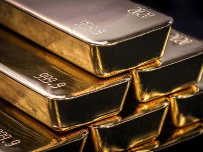 Giá vàng giữ đà tăng sau loạt vụ sụp đổ ngân hàng, nhà đầu tư chờ báo cáo lạm phát Mỹ