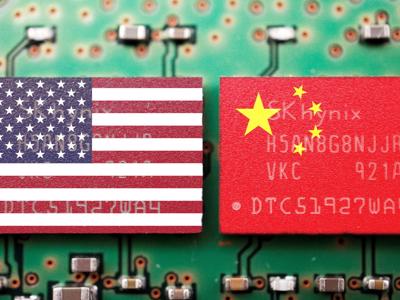 Các nhà sản xuất chip toàn cầu đối mặt hai lựa chọn: Mỹ hoặc Trung Quốc