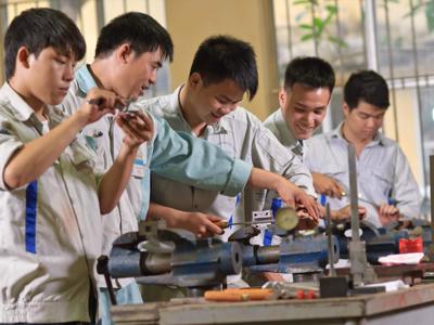Hà Nội tăng gắn kết giáo dục nghề nghiệp với thị trường lao động 