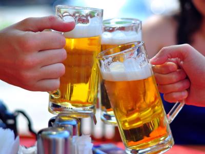 Bộ Tài chính đề xuất lộ trình tăng thuế tiêu thụ đặc biệt đối với thuốc lá và rượu, bia