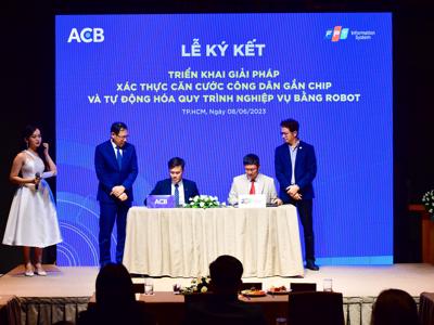 ACB hợp tác cùng FPT IS triển khai xác thực căn cước công dân gắn chip và tự động hóa quy trình nghiệp vụ bằng robot