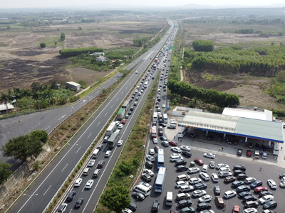 Cần xây dựng trạm dừng chân trên tuyến cao tốc dài 250 km TP.HCM - Vĩnh Hảo để bảo đảm an toàn hành trình