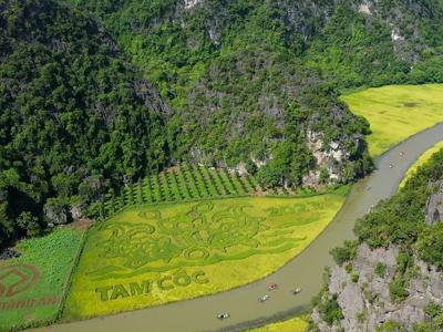 Xây dựng khu du lịch Tràng An thành động lực phát triển của Ninh Bình 