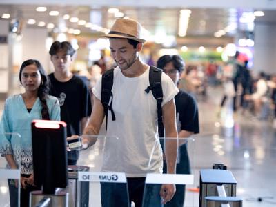 Lần đầu tiên Nhà ga Quốc tế Đà Nẵng triển khai dịch vụ self check-in kiosk cho hành khách hãng Korean Air