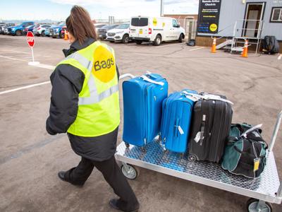 Các hãng hàng không lập kế hoạch tăng doanh thu bắt đầu từ hành lý